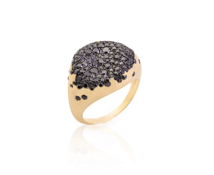 Nada Ghazal Baby Malak Caviar Round Ring