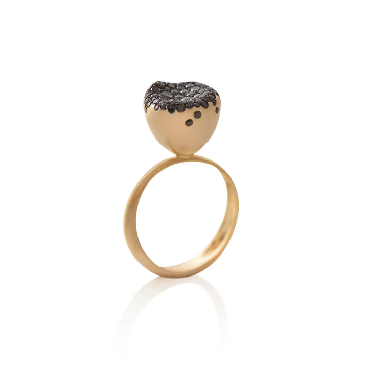 Nada Ghazal Baby Malak Flourish Caviar Ring
