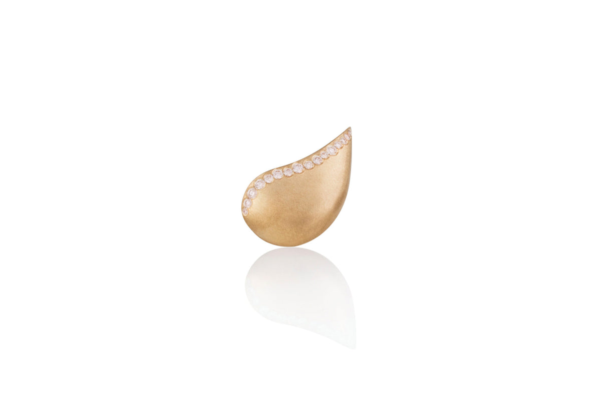 Nada Ghazal Fuse Elegance Champagne Diamonds Stud
