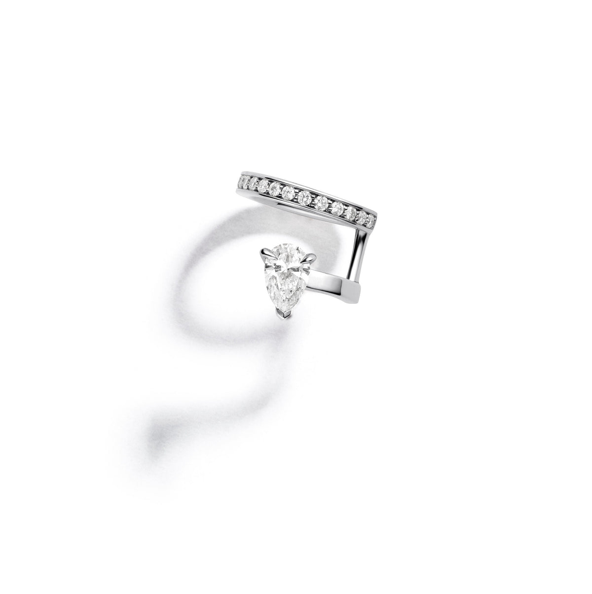 Repossi White Gold Serti Sur Vide Earcuff
