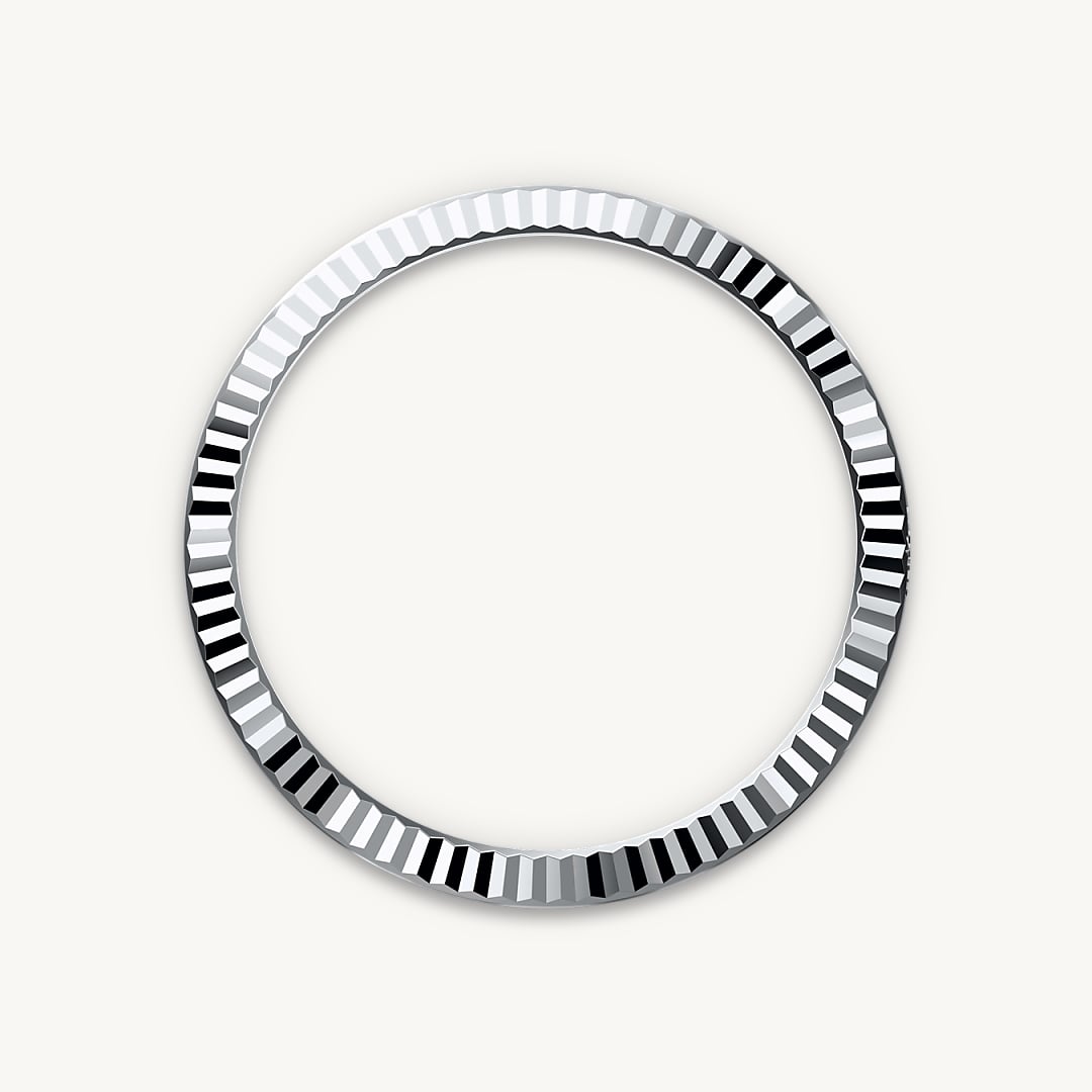 Fluted bezel