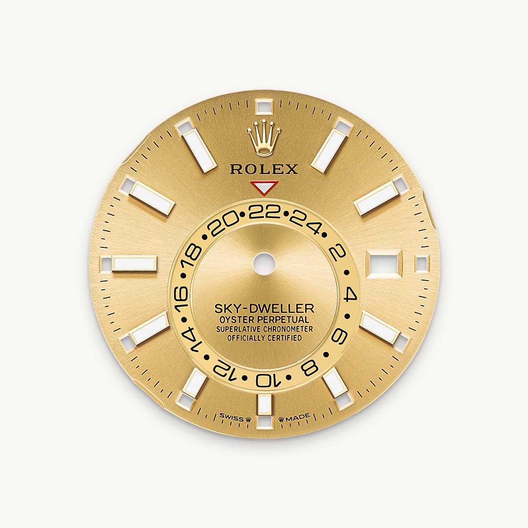 Champagne-colour dial